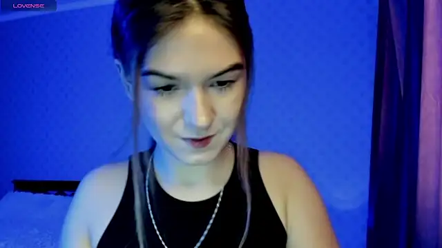 luna_lust_212's cam snapshot