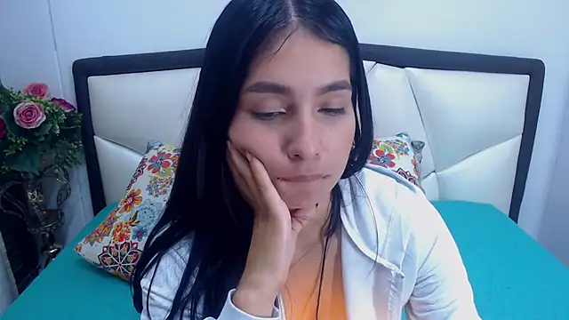 Natasha_Ferrec's cam snapshot