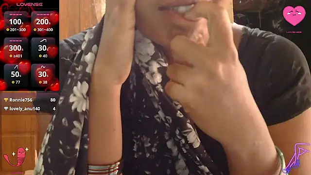 Sexyyy-ladieee5643's cam snapshot