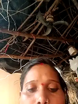 cute_diya_12's cam snapshot