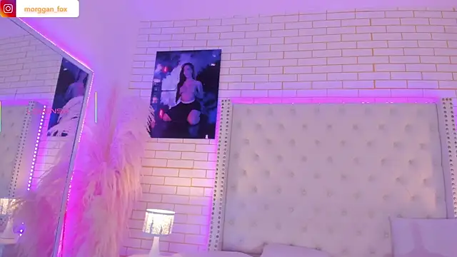 Morggan_Fox_ live sex cam
