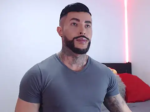 andrea_de_lucaa's cam snapshot