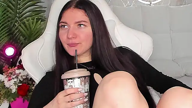 babyisperfect's cam snapshot