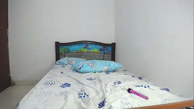 Zoe_Monroe_'s cam snapshot