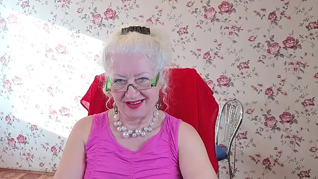 Maya_Mayflower live sex cam