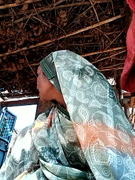 Pinky12A live sex cam