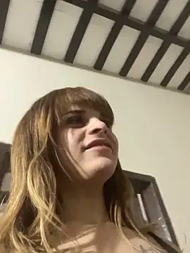 nicollylazulli live sex cam