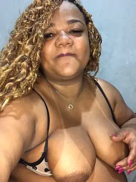 Meellcarioca live sex cam