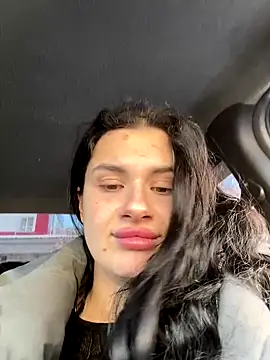 MiraReach live sex cam