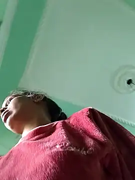 Hotty-Nidhi's cam snapshot