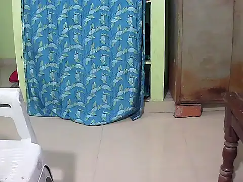 Potti-model-81's cam snapshot