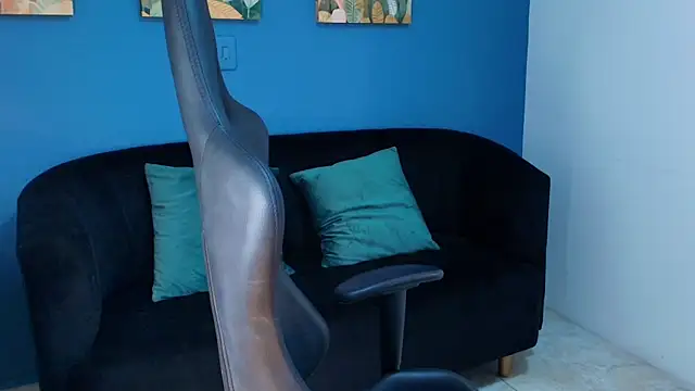 Zamira_Taylor's cam snapshot