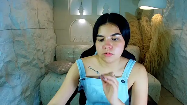 ambarina_r's cam snapshot