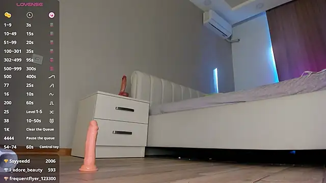 Clarity_Yumi live sex cam