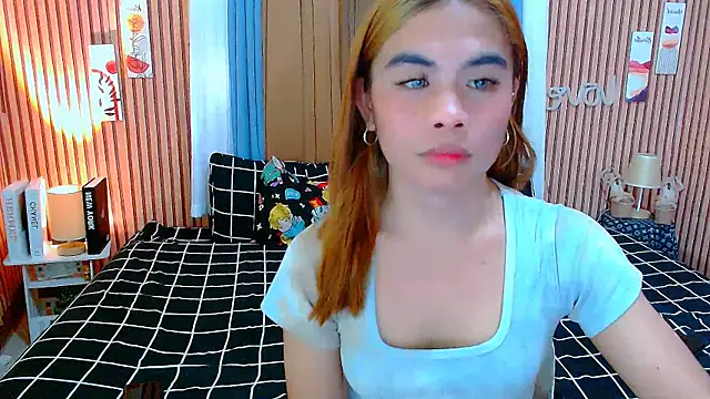 mikhaylahanderson live sex cam