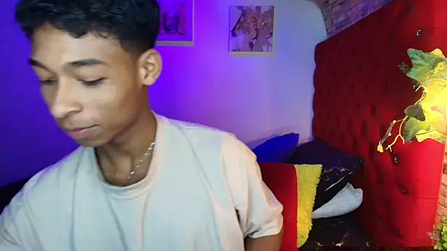 CoffeNaughty_nom's cam snapshot