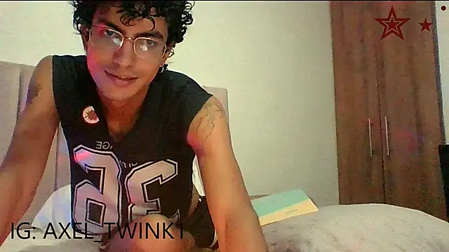 axel_love13's cam snapshot