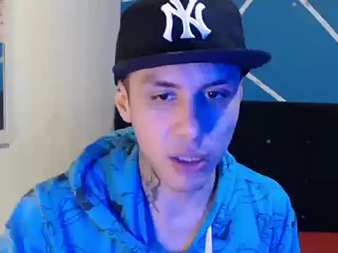 damiansexyboy69's cam snapshot