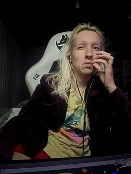 thebunnydark's cam snapshot