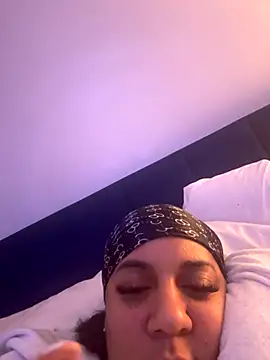 ivse0204's cam snapshot