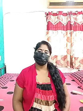 tamil-aunt's cam snapshot