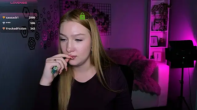 playful_sophie's cam snapshot