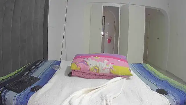 Kate1821ivy's cam snapshot