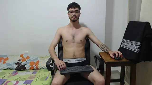 Aleex_Miller's cam snapshot