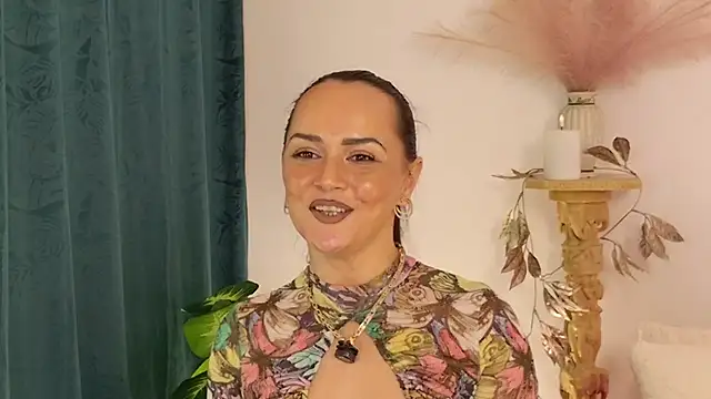 SiennaRosse live sex cam