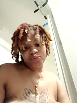 hoesinthishouse78 live sex cam