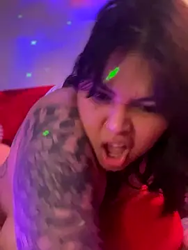 miacanela_xo's cam snapshot