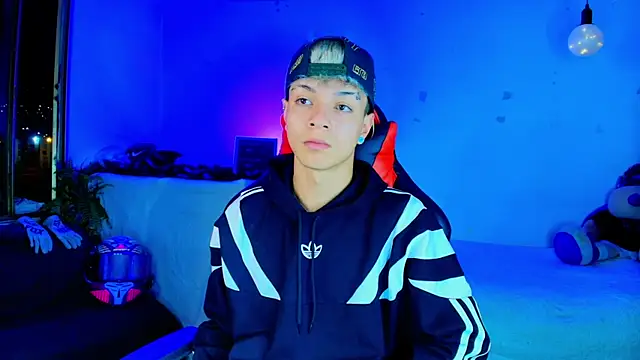 twink_sebas_ live sex cam