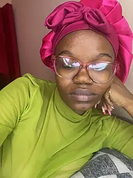 YummyMelanin117's cam snapshot