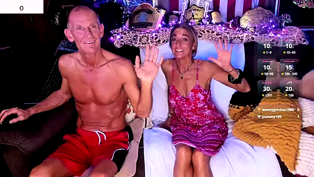 ShannNikkii420 live sex cam