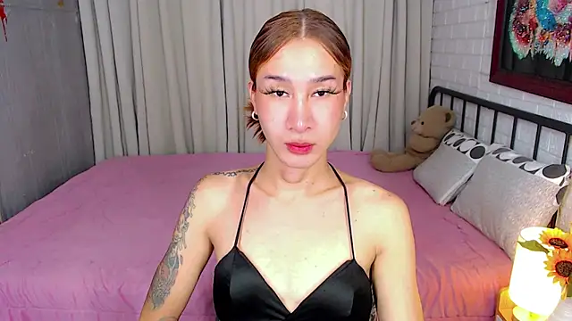 FinestCHLOExxx live sex cam