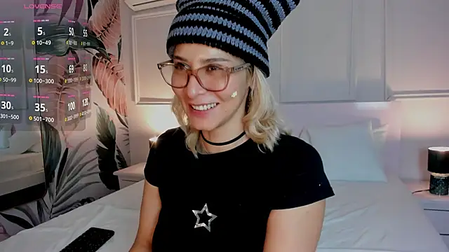 Ramona_Flower live sex cam