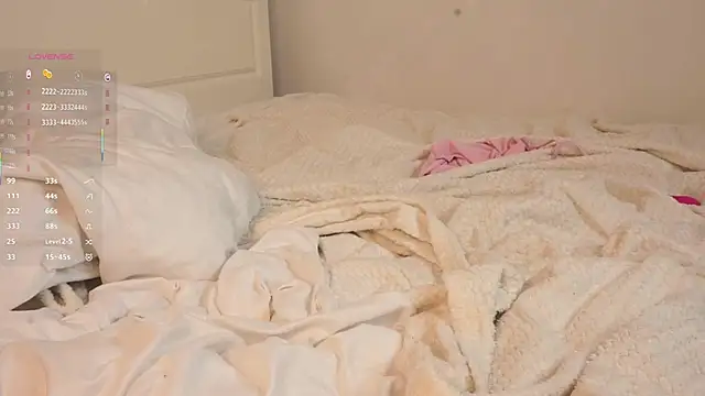 FluffKitty live sex cam