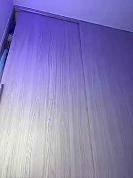 riri_brunnete live sex cam