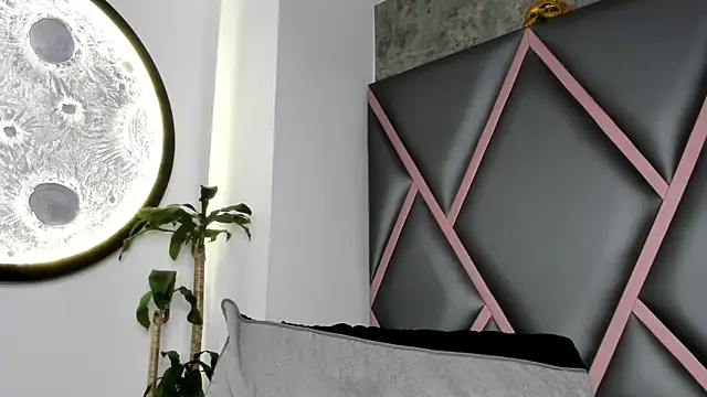 Euphoria_07's cam snapshot