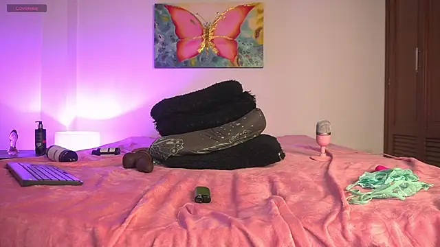 noah_0814's cam snapshot