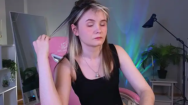 CiriRianonn's cam snapshot