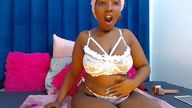 Miss-Cuteface's cam snapshot