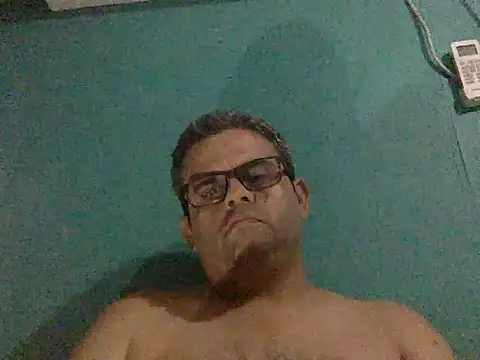 Katracho6969's cam snapshot