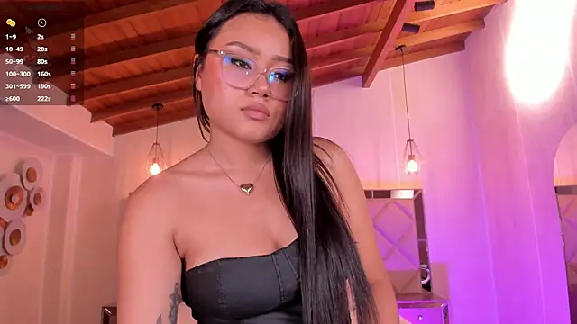 AmberLewis_'s cam snapshot