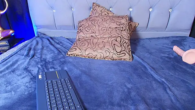 meggan_77's cam snapshot