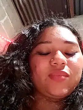 Violethroos's cam snapshot