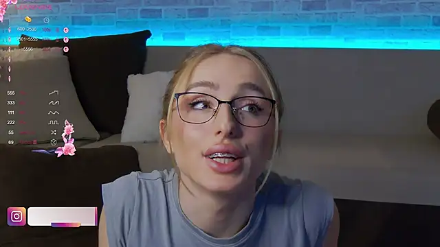 BabyyyLunaX's cam snapshot