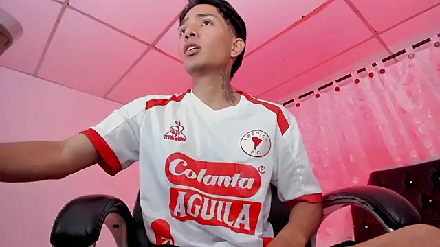 Hunteer_Boy's cam snapshot