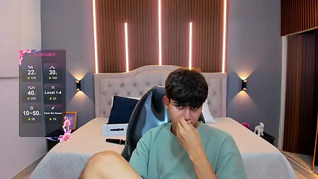 Tommy18__'s cam snapshot