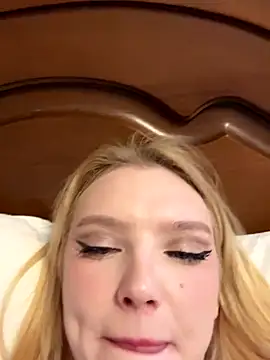 AmmyHot live sex cam